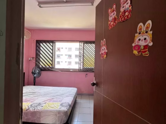 单间出租 • 宏茂桥 • 473 Pasir Ris Drive 6 • S$800 • 5房(4臥室) • 普通房 照片