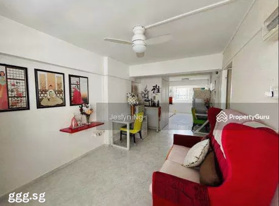 整套出租 • 林厝港 • 208 Boon Lay Place • S$3500 • 3房(2臥室) •  照片