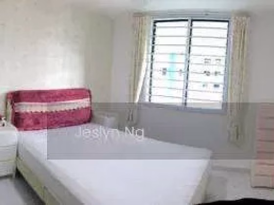 整套出租 • 林厝港 • 208 Boon Lay Place • S$3500 • 3房(2臥室) •  照片
