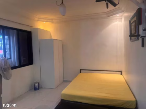 单间出租 • 林厝港 • 732 Jurong West Street 73 • S$700 • 4房(3臥室) • 普通房 照片