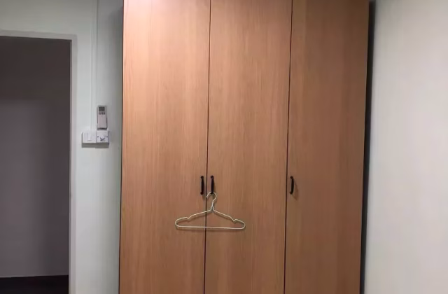 单间出租 • 武吉巴督 • 243 Bukit Batok East Avenue 5 • S$750 • 5房(4臥室) • 普通房