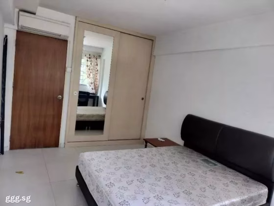 单间出租 • 欧南 • 110 Aljunied Crescent • S$880 • 4房(3臥室) • 普通房 照片