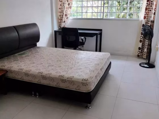 单间出租 • 欧南 • 110 Aljunied Crescent • S$880 • 4房(3臥室) • 普通房 照片