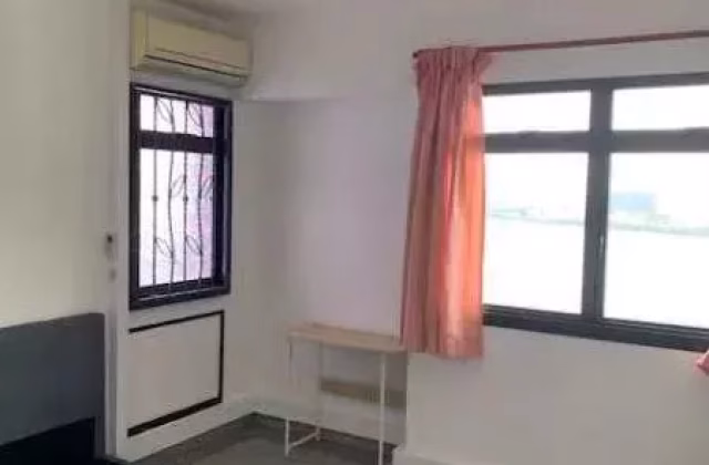 单间出租 • 巴耶利峇 • 63 Teban Gardens Road • S$1300 • 3房(2臥室) • 主人房