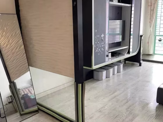单间出租 • 红山 •  Hazel Park Condo • S$1550 • 共管公寓 • 主人房 照片