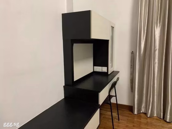 单间出租 • 红山 •  Hazel Park Condo • S$1550 • 共管公寓 • 主人房 照片
