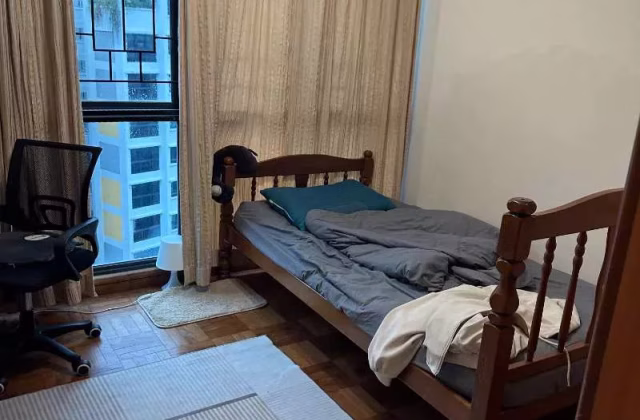 单间出租 • 芽笼 •  Regent Grove • S$1300 • 住宅公寓 • 普通房