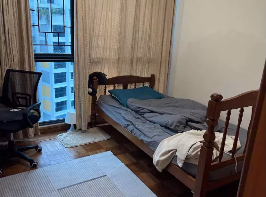 单间出租 • 芽笼 •  Regent Grove • S$1300 • 住宅公寓 • 普通房 照片