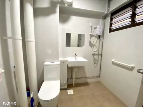 单间出租 • 新加坡河 • 420 Hougang Avenue 10 • S$1480 • 4房(3臥室) • 主人房 照片