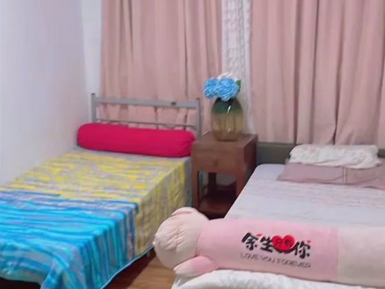 单间出租 • 碧山 • 271C Sengkang Central • S$650 • 4房(3臥室) • 普通房 照片