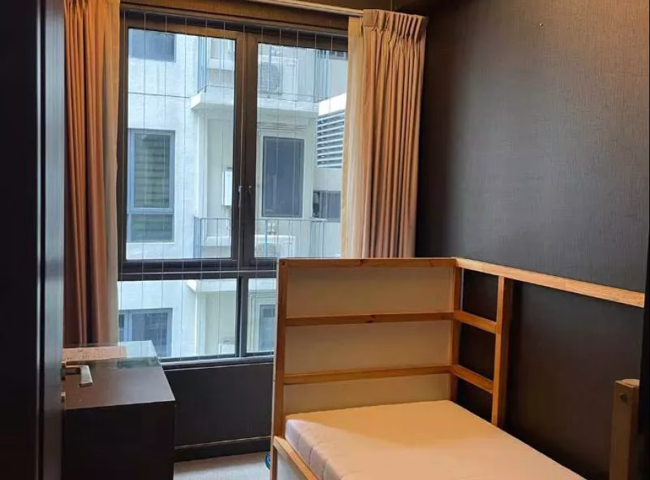 单间出租 • 后港 •  The Brownstone • S$1000 • 共管公寓 • 普通房 照片