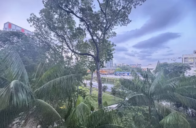 房屋出售 • 市中心 • 157 Bishan Street 13 • S$950000 • 5房(4臥室) • 1410ft² / 130m²