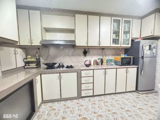 房屋出售 • 市中心 • 157 Bishan Street 13 • S$950000 • 5房(4臥室) • 1410ft² / 130m² 照片