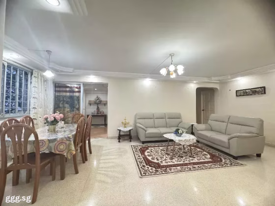 房屋出售 • 市中心 • 157 Bishan Street 13 • S$950000 • 5房(4臥室) • 1410ft² / 130m² 照片