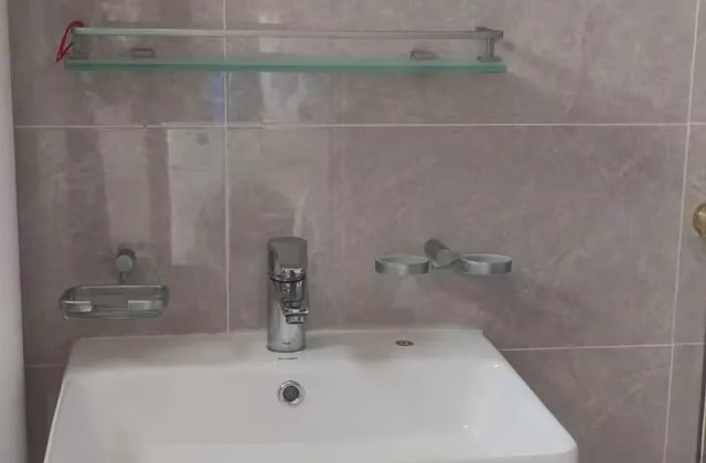 单间出租 • 西部集水区 • 119 Simei Street 1 • S$1100 • 4房(3臥室) • 普通房