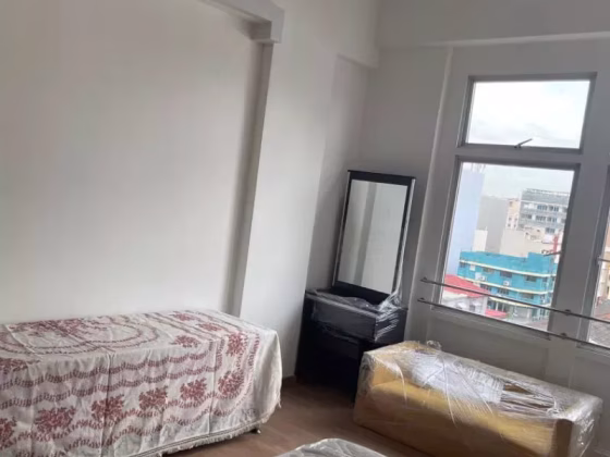 单间出租 • 欧南 •  Canberlin Apartments • S$1600 • 住宅公寓 • 主人房 照片