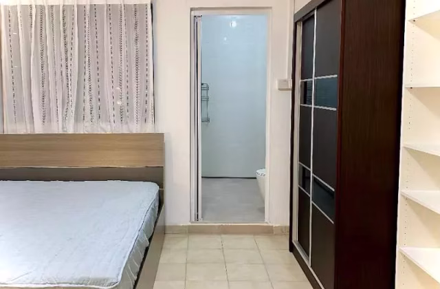 单间出租 • 红山 • 232 Pending Road • S$1350 • 4房(3臥室) • 主人房