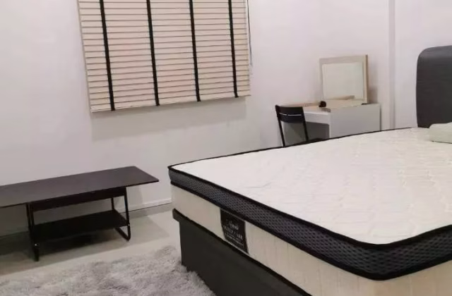 单间出租 • 中央集水区 • 1 Lorong Lew Lian • S$1100 • 2房(1臥室) • 普通房
