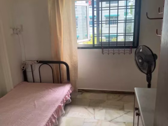 单间出租 • 芽笼 • 543 Choa Chu Kang Street 52 • S$550 • 5房(4臥室) • 佣人房 照片