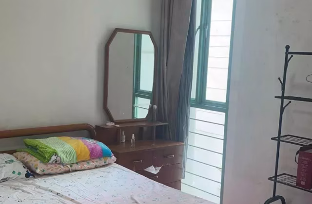 单间出租 • 欧南 •  The Sunny Spring • S$1700 • 住宅公寓 • 普通房