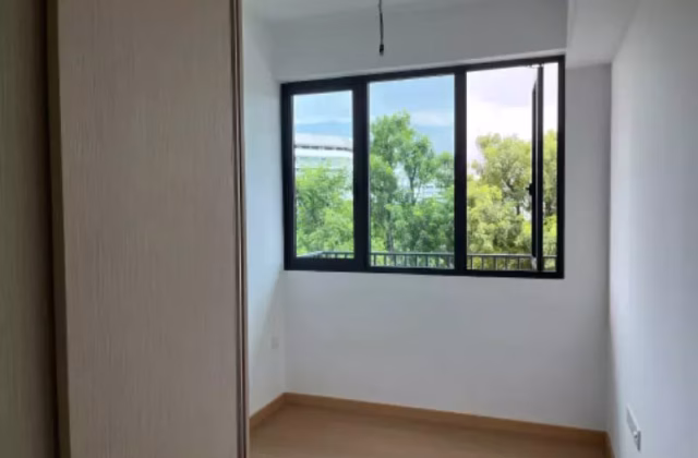 整套出租 • 西部集水区 •  Treasure At Tampines • S$3800 • 住宅公寓 • 581ft² / 53m²