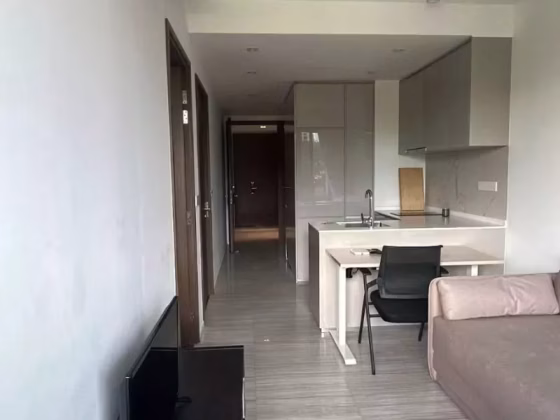 单间出租 • 欧南 •  Parc Esta • S$3100 • 住宅公寓 • 主人房 照片