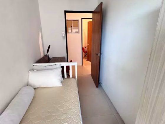 单间出租 • 蔡厝港 •  The Rochester Residences • S$1500 • 住宅公寓 • 普通房 照片