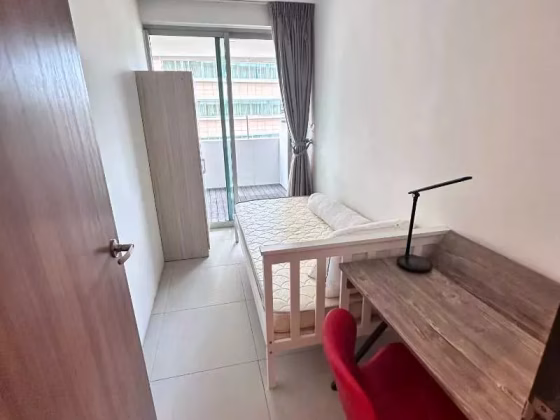 单间出租 • 蔡厝港 •  The Rochester Residences • S$1500 • 住宅公寓 • 普通房 照片