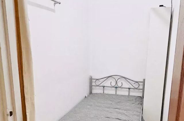 单间出租 • 红山 • 233 Pending Road • S$480 • 3房(2臥室) • 佣人房