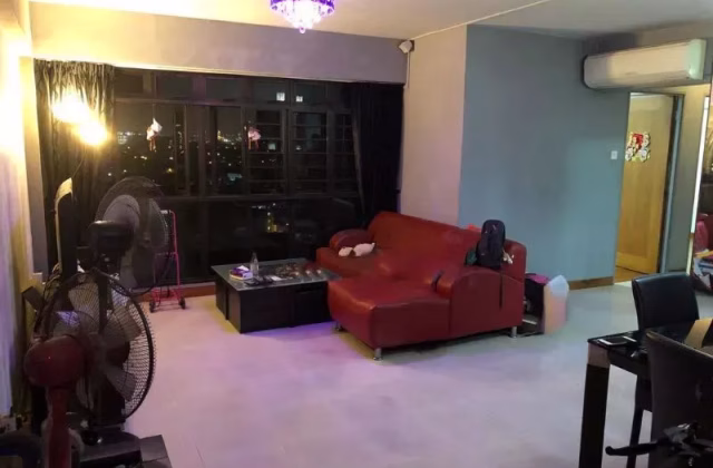 整套出租 • 林厝港 • 989B Jurong West Street 93 • S$3999 • 3房(2臥室) • 