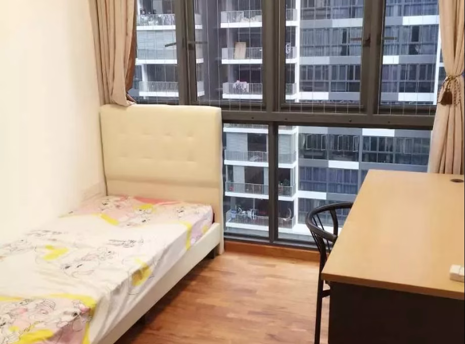 单间出租 • 后港 •  Skypark Residences • S$1200 • 执行公寓 • 普通房 照片