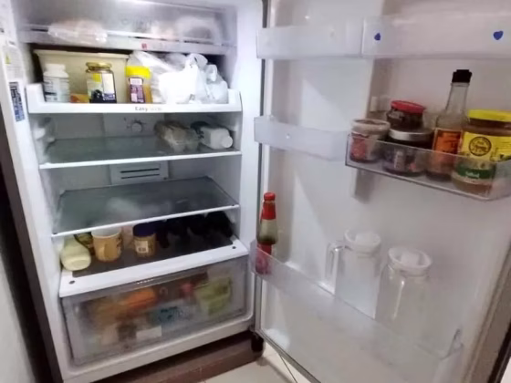 单间出租 • 后港 • 356C Admiralty Drive • S$880 • 执行组屋 • 佣人房 照片