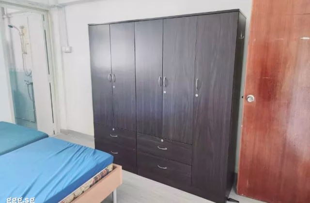 单间出租 • 乌节 • 644 Ang Mo Kio Avenue 4 • S$1000 • 3房(2臥室) • 主人房
