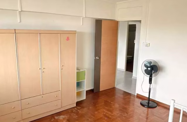 单间出租 • 新加坡河 • 686 Hougang Street 61 • S$980 • 5房(4臥室) • 普通房