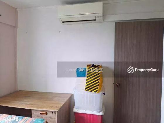 单间出租 • 三巴旺 • 111 Woodlands Street 13 • S$900 • 执行组屋 • 普通房 照片