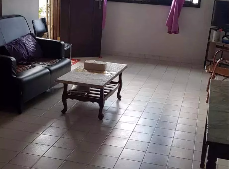 单间出租 • 乌节 • 444 Ang Mo Kio Avenue 10 • S$450 • 4房(3臥室) • 佣人房 照片