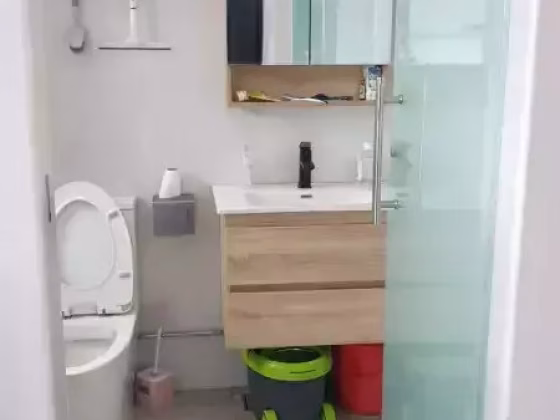 单间出租 • 后港 • 309 Canberra Road • S$500 • 5房(4臥室) • 普通房 照片