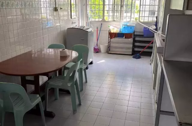 单间出租 • 乌节 • 543 Ang Mo Kio Avenue 10 • S$500 • 3房(2臥室) • 主人房