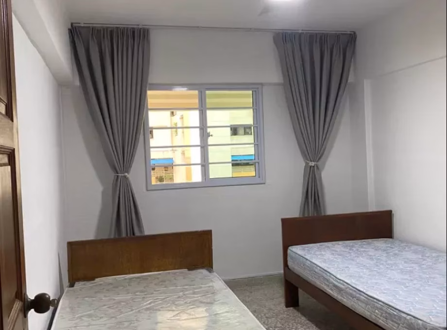 单间出租 • 金文泰 • 55 Telok Blangah Drive • S$1400 • 3房(2臥室) • 普通房 照片