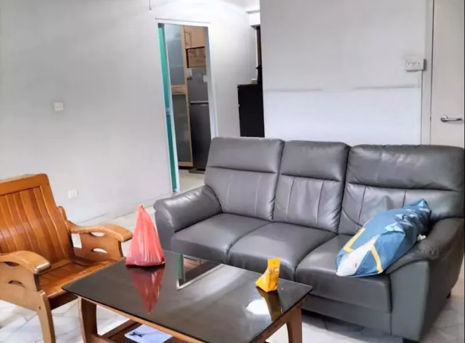 整套出租 • 武吉巴督 • 391 Bukit Batok West Avenue 5 • S$3400 • 4房(3臥室) • 990ft² / 91m² 照片