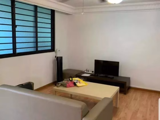 单间出租 • 中央集水区 • 330 Serangoon Avenue 3 • S$1500 • 4房(3臥室) • 主人房 照片