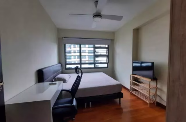 单间出租 • 樟宜 • 678B Punggol Drive • S$800 • 3房(2臥室) • 普通房