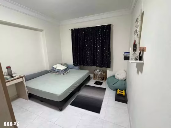 单间出租 • 马林百列 • 10B Lorong 7 Toa Payoh • S$750 • 4房(3臥室) • 普通房 照片
