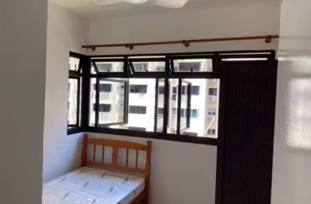 单间出租 • 金文泰 • 55 Telok Blangah Drive • S$920 • 3房(2臥室) • 佣人房