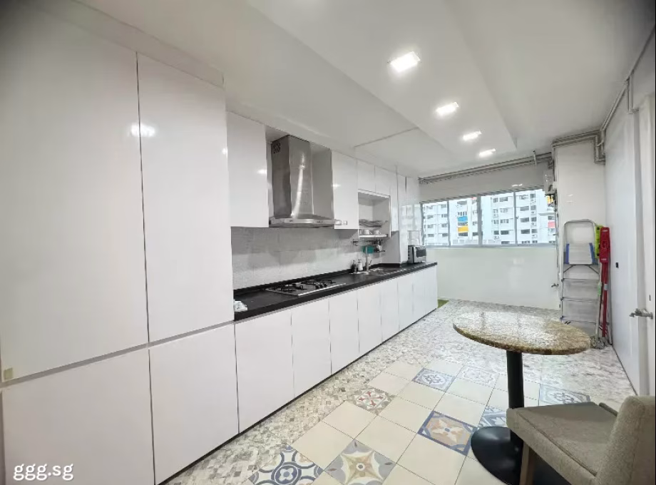 房屋出售 • 芽笼 • 16 Teck Whye Lane • S$799000 • 5房(4臥室) • 1442ft² / 133m² 照片