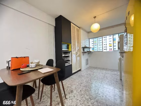 房屋出售 • 芽笼 • 16 Teck Whye Lane • S$799000 • 5房(4臥室) • 1442ft² / 133m² 照片