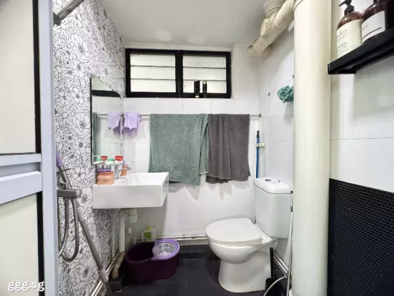 房屋出售 • 芽笼 • 16 Teck Whye Lane • S$799000 • 5房(4臥室) • 1442ft² / 133m² 照片