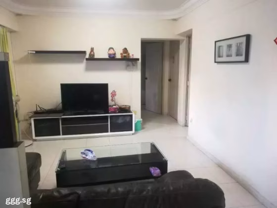 单间出租 • 林厝港 • 276A Jurong West Street 25 • S$800 • 3房(2臥室) • 普通房 照片