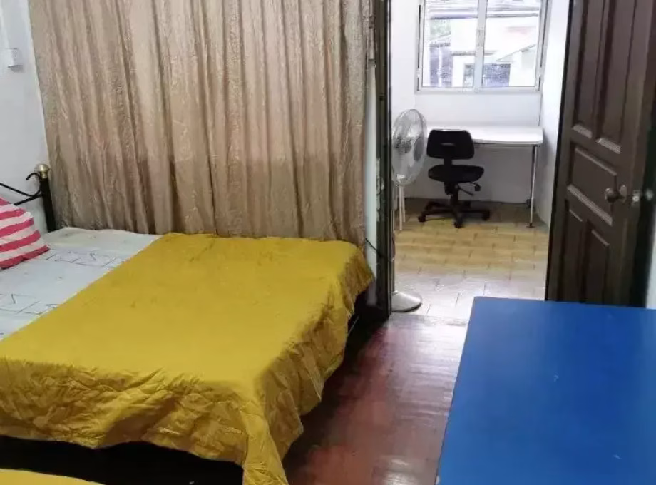 单间出租 • 新加坡河 •  Simon Place • S$1500 • 边角排屋 • 普通房 照片