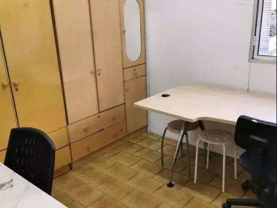 单间出租 • 新加坡河 •  Simon Place • S$1500 • 边角排屋 • 普通房 照片